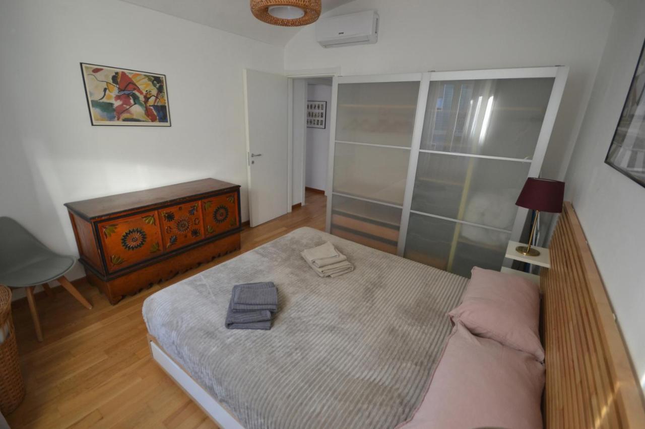 Casa Nel Borgo Vicinissima Al Centro Di Torino Apartman Kültér fotó