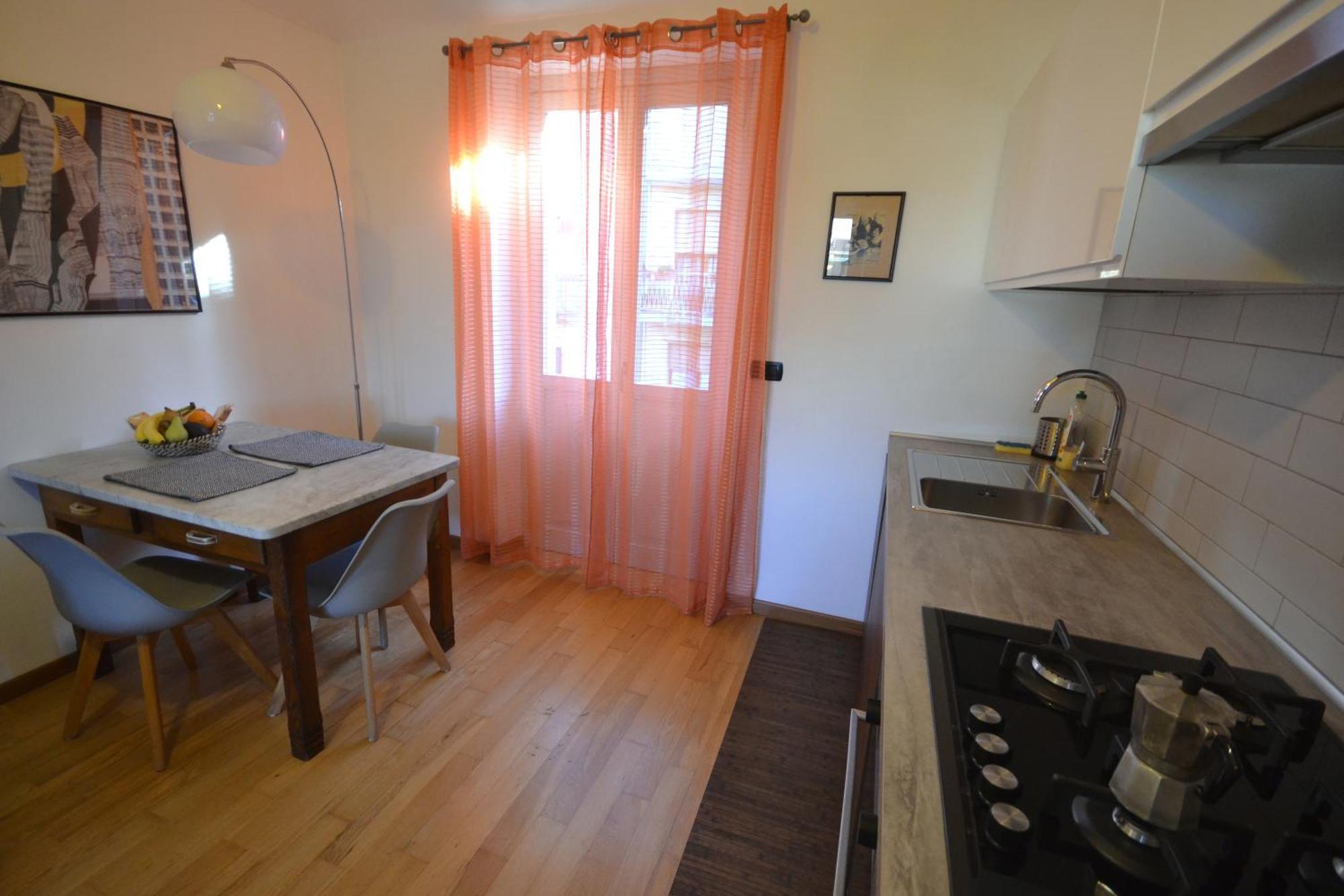 Casa Nel Borgo Vicinissima Al Centro Di Torino Apartman Kültér fotó