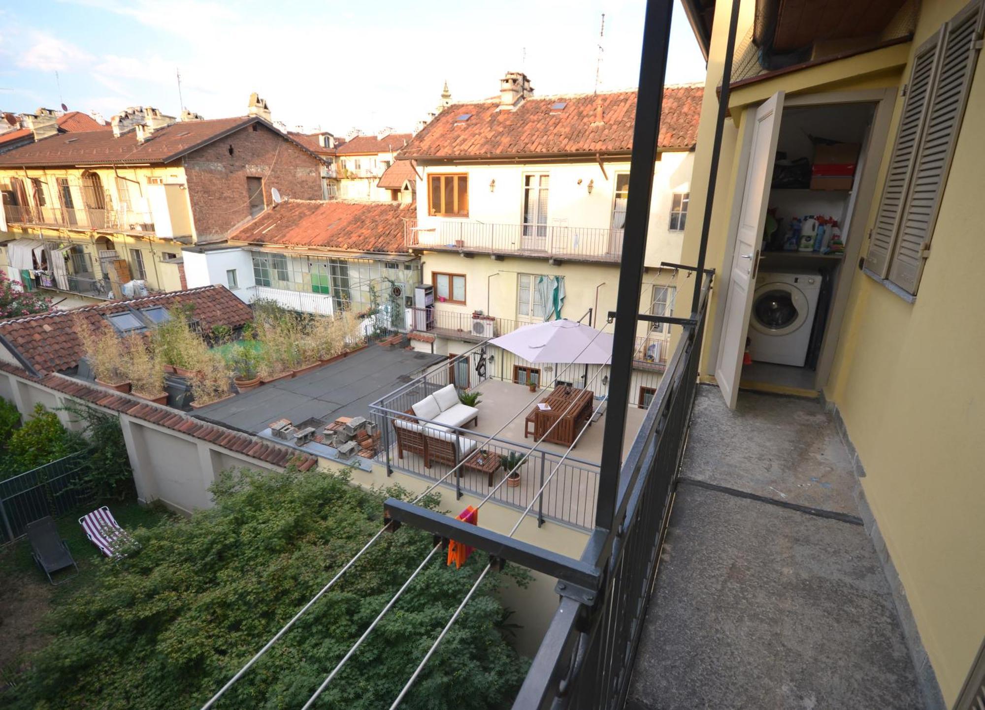 Casa Nel Borgo Vicinissima Al Centro Di Torino Apartman Kültér fotó